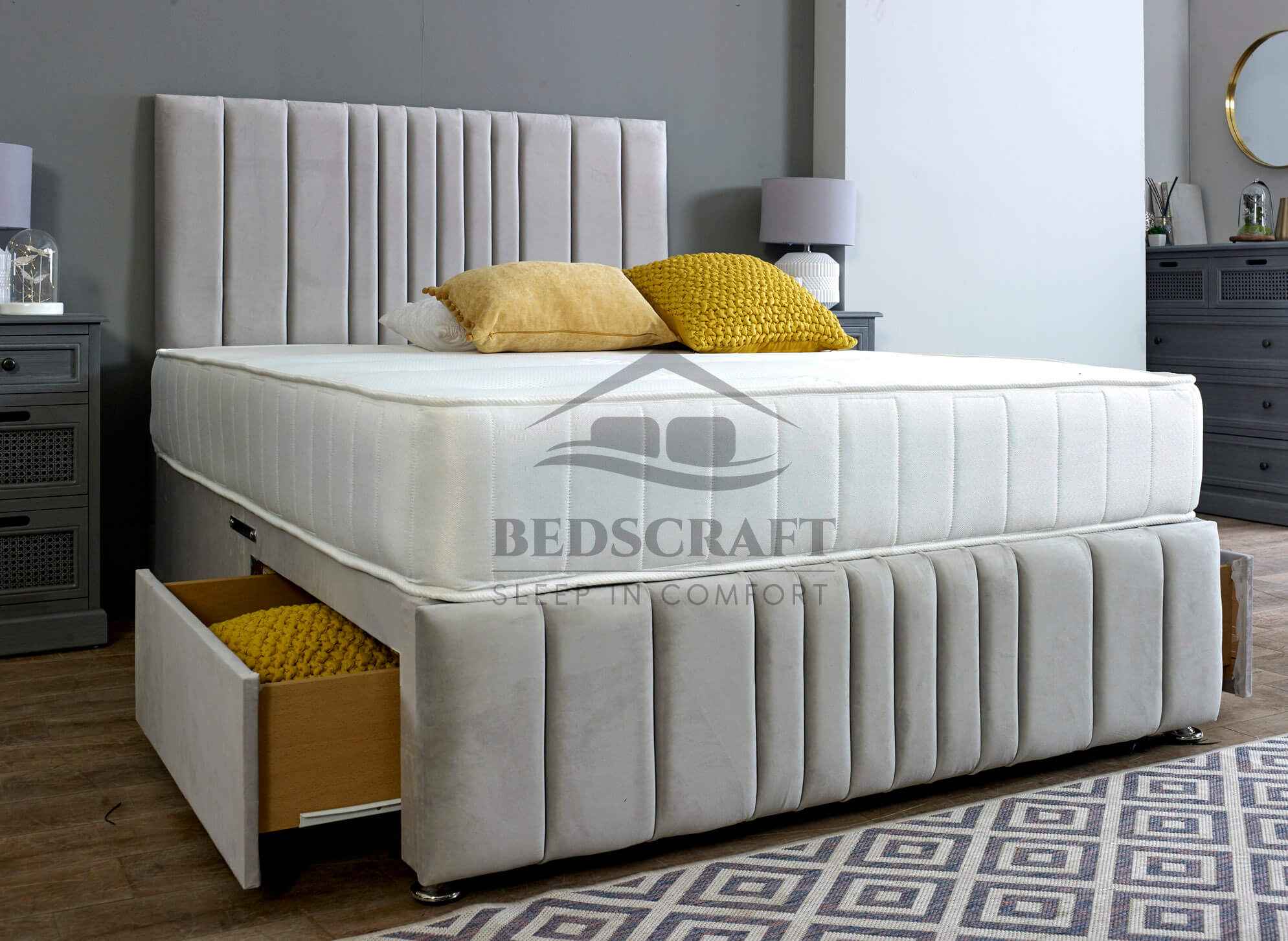Doppler Divan Bed