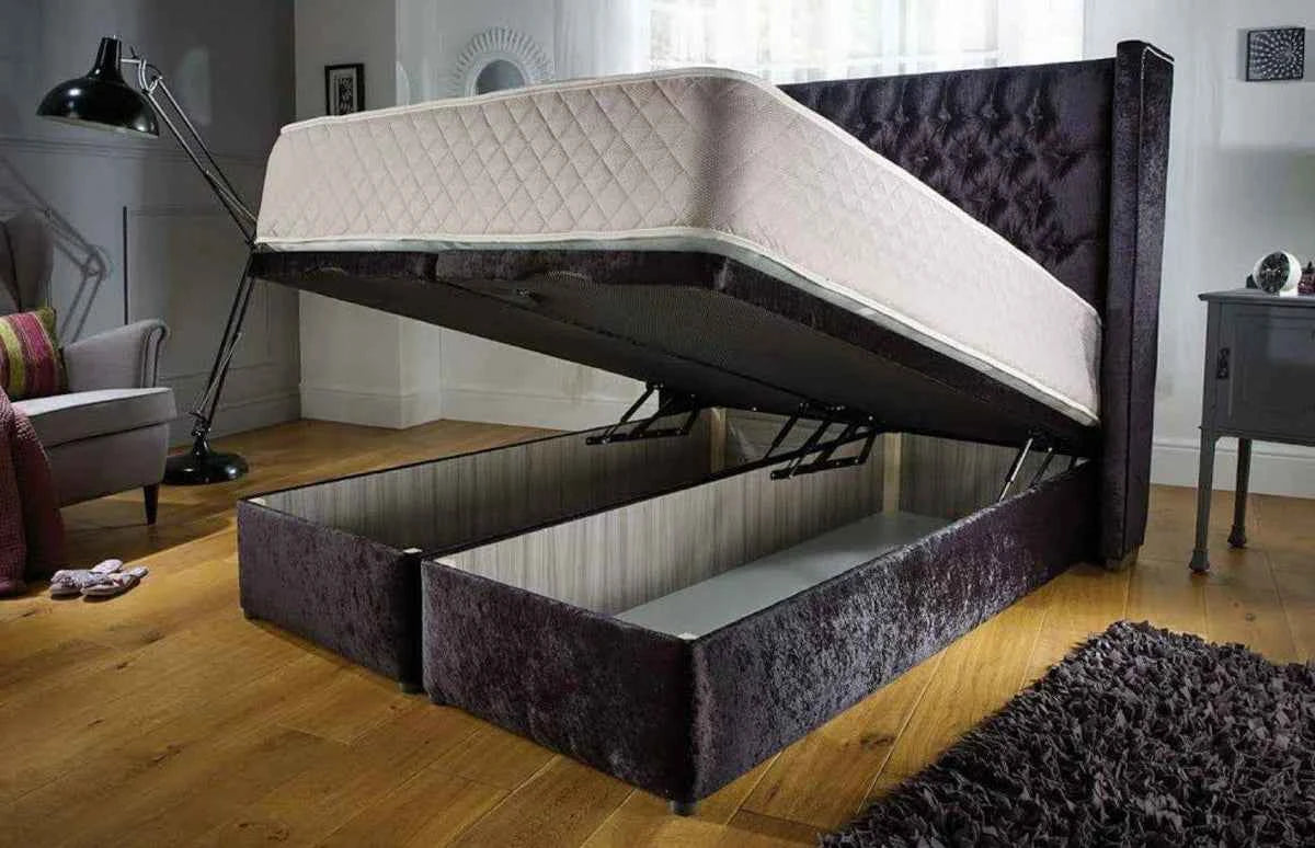 Wing Chesterfield Ottoman