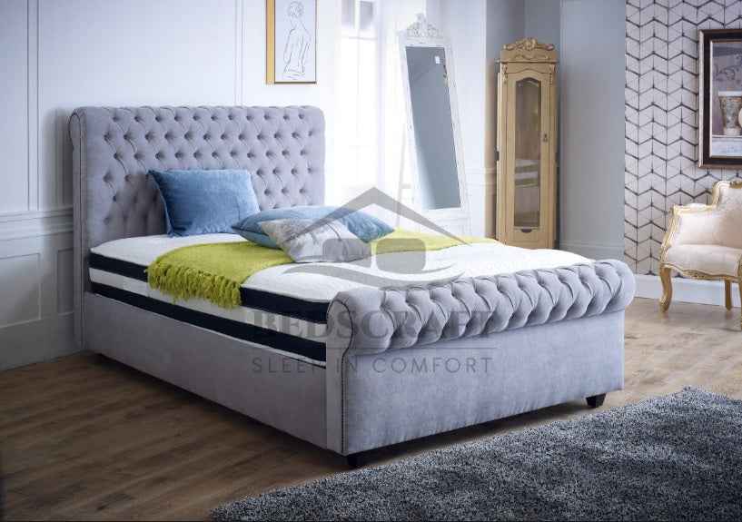 Quebec Chesterfield Sleigh Bed